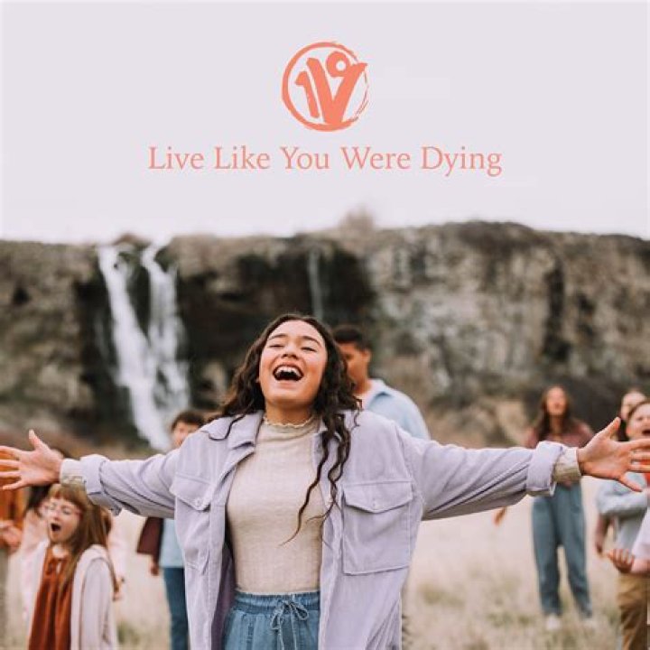 'Live Like You Were Dying' Came at a 'Traumatic Time'