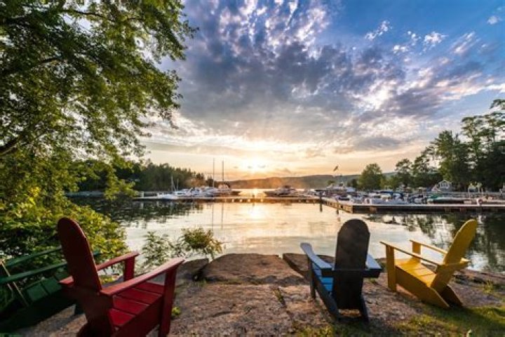7 Great Lakeside Resorts For Families