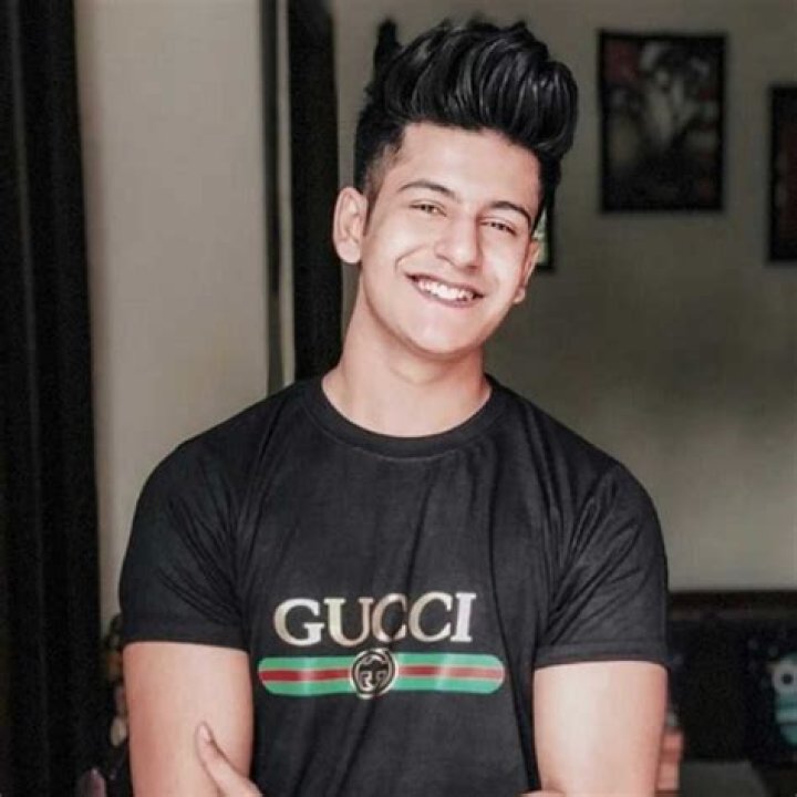 Age, Height, Biography, Wiki, Net Worth, Girlfriend