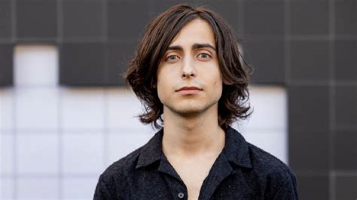 Aidan Gallagher Height, Net Worth, Age, Girlfriend, Partner