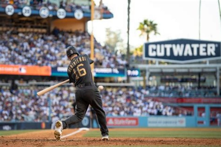 Andrew Benintendi trade: Kansas City Royals & New York Yankees finalized the biggest deadline season move