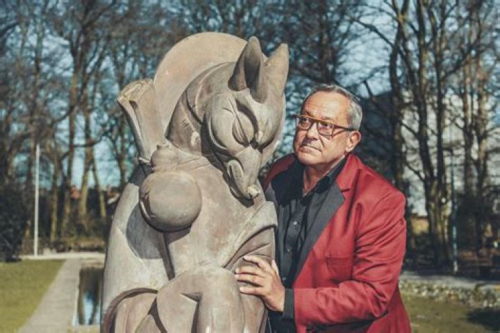 Atropa – Antú Romero Nunes inszeniert Tom Lanoye in der Gaußstraße