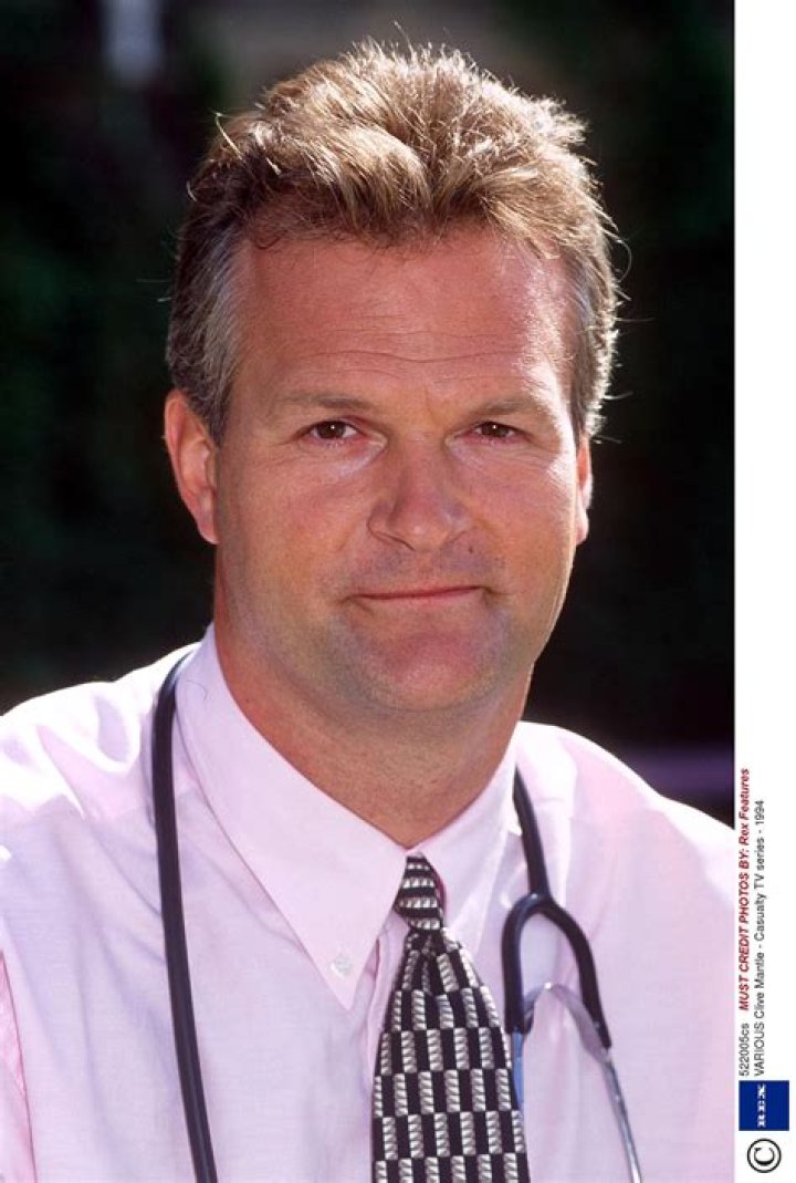 Clive Mantle Weight Loss: Fans Worried About Health, Is He Ill?