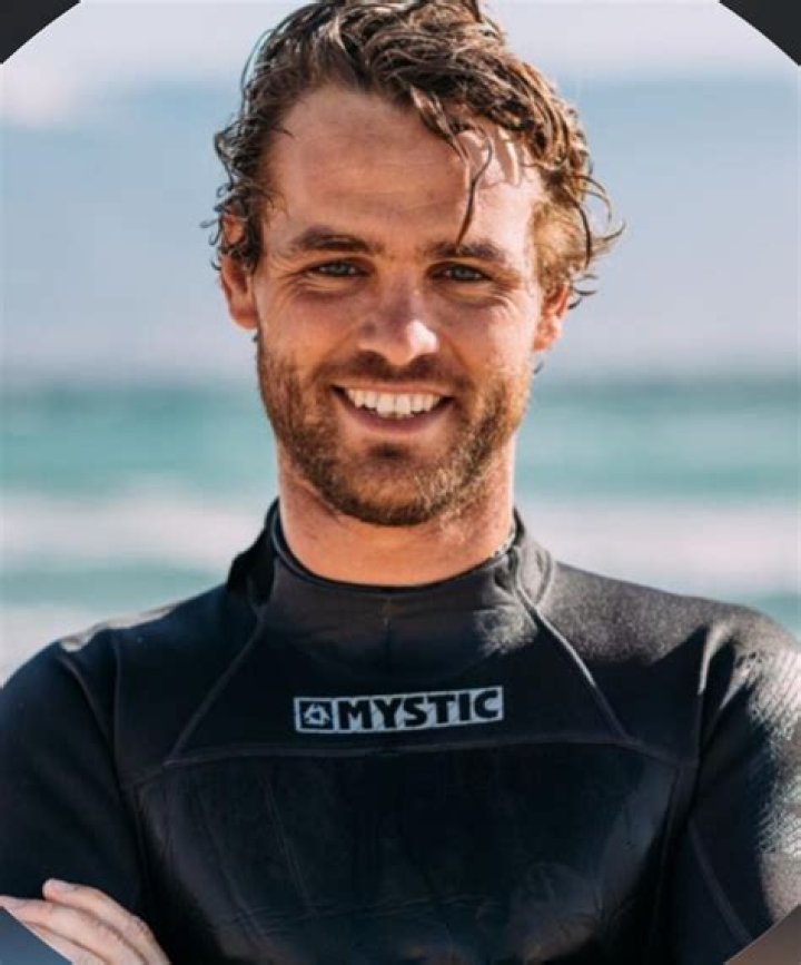 CNN.com - California surfer missing in Bali blast