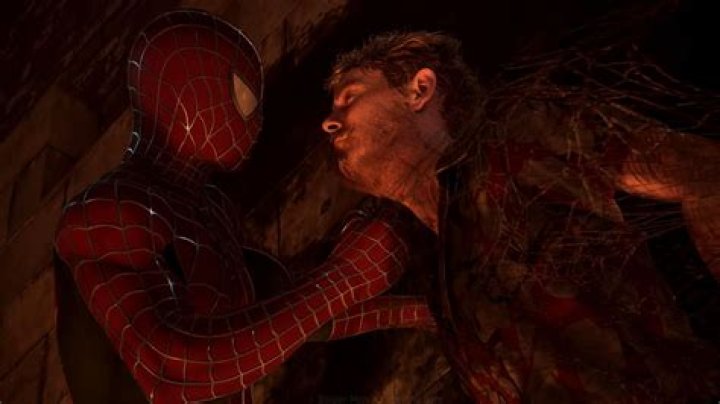 CNN.com - Dunst caught in 'Spider-Man' web