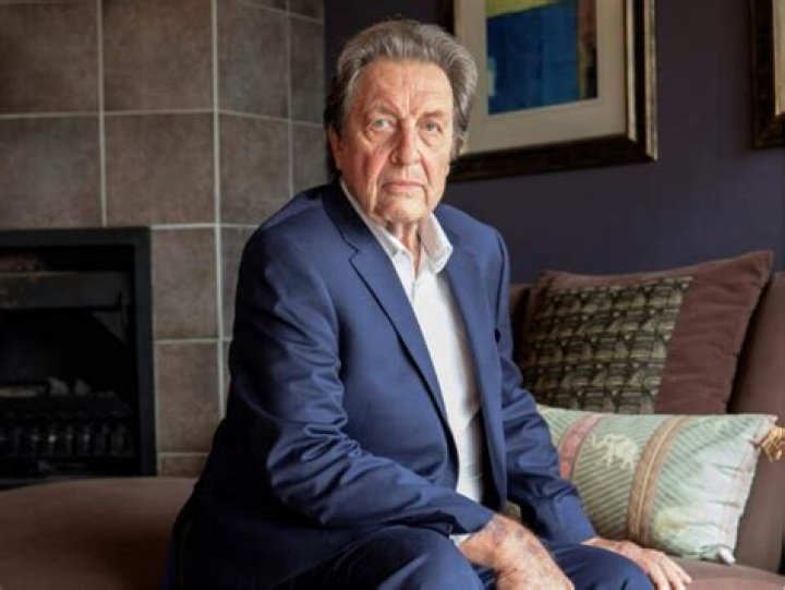 Errol Musk Bio, Age, Wife, Stepdaughter, Net Worth, Wiki