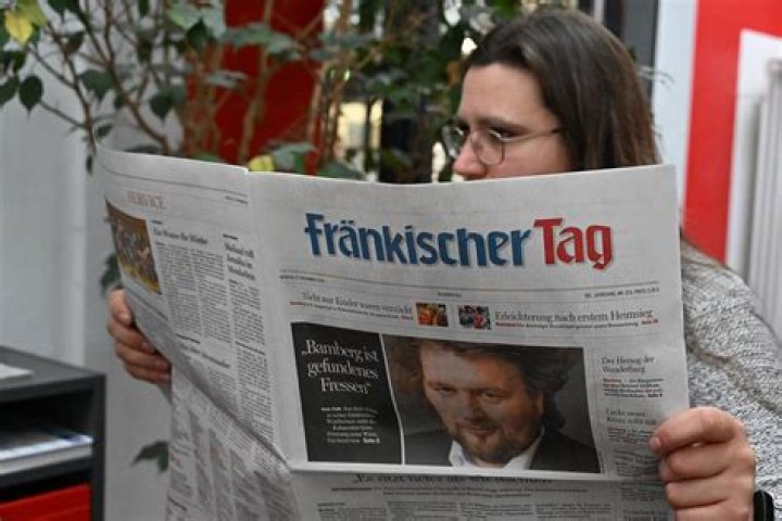 Fränkischer Tag – Kritik an Bambergs Intendantin