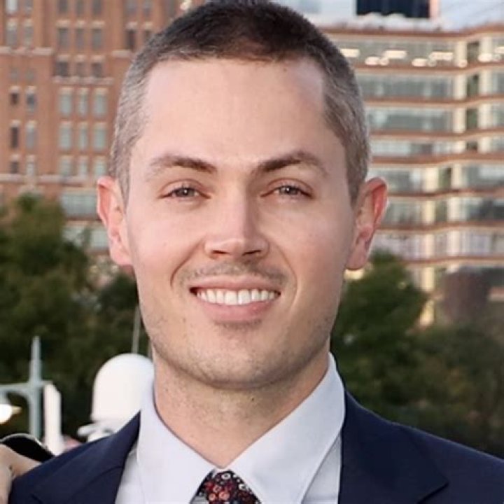 	Hot News! Aspen Ski Resort Obituary: Tragic Death Strikes Promising University of Michigan Student Eileen Sheehan in Skiing Accident.	