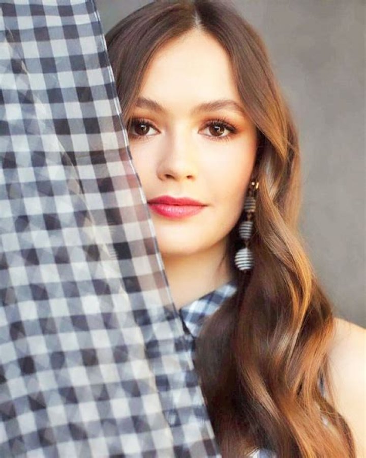 Jolie Hoang-Rappaport Biography, Wiki, Family, Net Worth