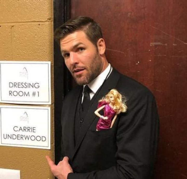 Mike Fisher Wiki, Age, Height, Brother, Team, Net Worth