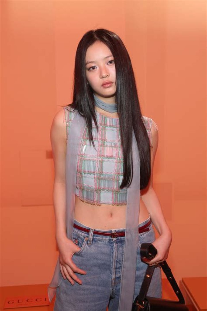 NewJeans Hanni 'ETA' Fashion: How to Get Playful With Idol's Summer Styling!