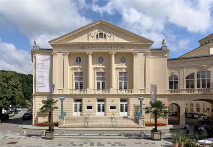 Spielplan 2017 - Theater Baden-Baden
